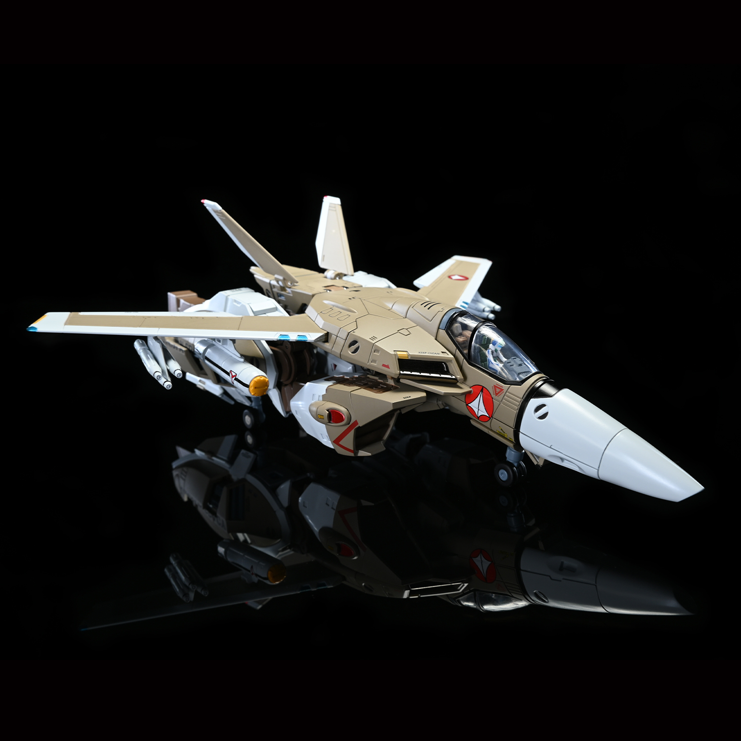 [Hen Dou Ryoku] Veritech VF-1A Transformable Action Figure